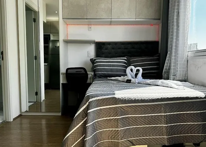 Diamante Studio No Bras Com Piscina - Metro Bras